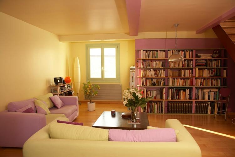 living-room-beaubourg-marais-apartment-paris-le-marais-beaubourg-1225463400